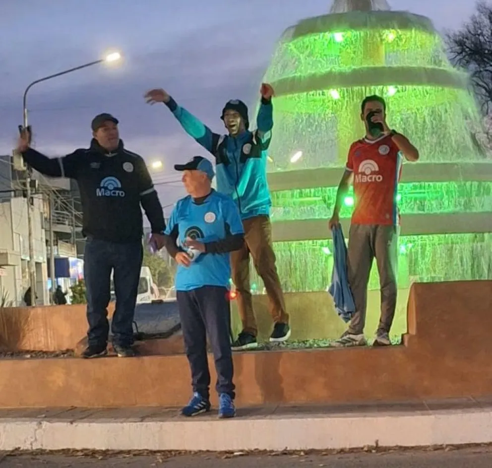 Festejo del pueblo de Belgrano en Viedma. Foto gentileza.