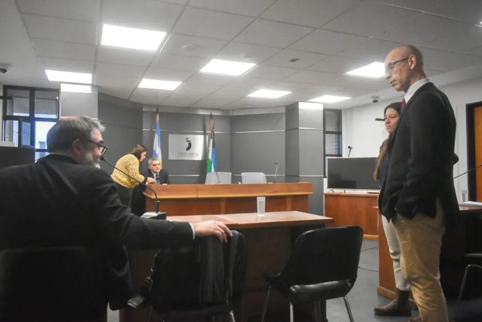 Audiencia frustrada porque Isaías Veloso no se presentó. Se tenía que debatir la impugnación de su condena. Fotos NoticiasNet. 