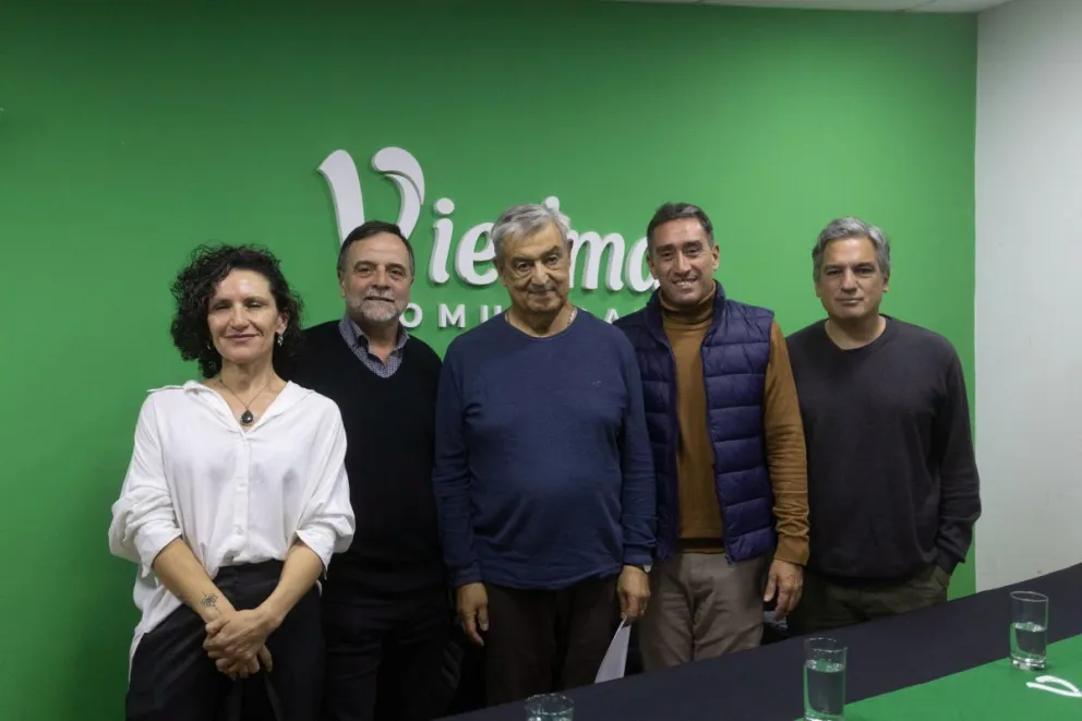 Durante el acto se dieron a conocer las obras distinguidas por los jurados evaluadores. Foto: Municipalidad de Viedma. 