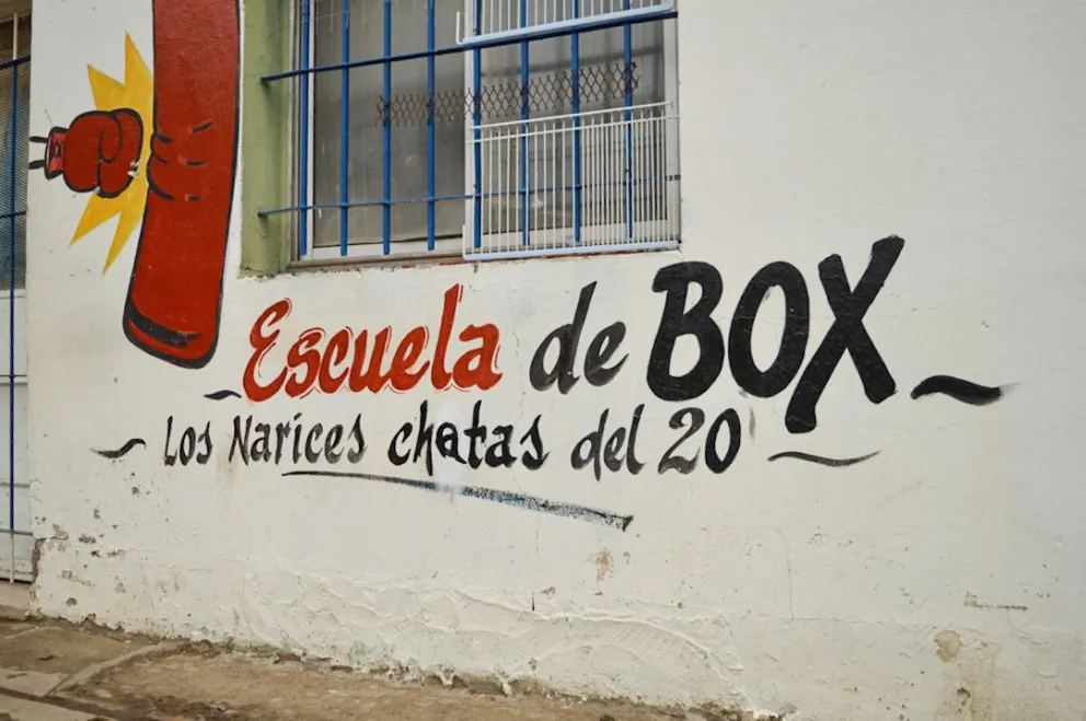 Sede barrial del 20 de Junio en disputa. Foto Emanuel Mirengui para NoticiasNet. 