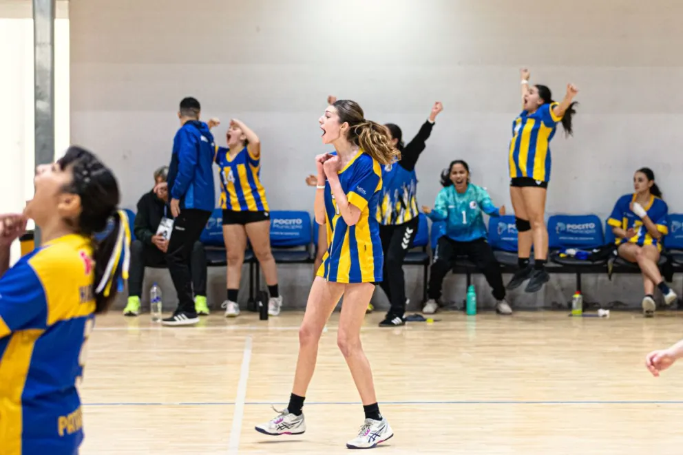 El femenino no afloja y se metió entre las ocho mejores del certamen. Fotos: Lautaro Alcaraz.