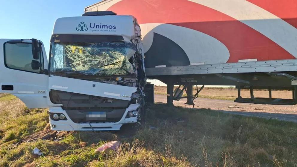 El hecho dejó como saldo un conductor herido y el tránsito interrumpido en la zona -foto gentileza.