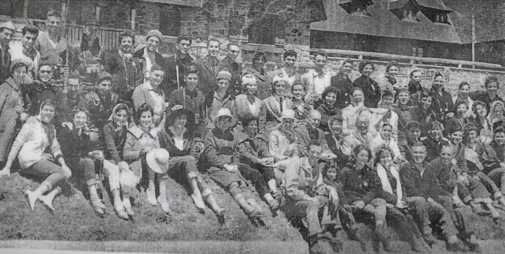 Enero de 1961, egresados en Bariloche. Imágenes gentileza.