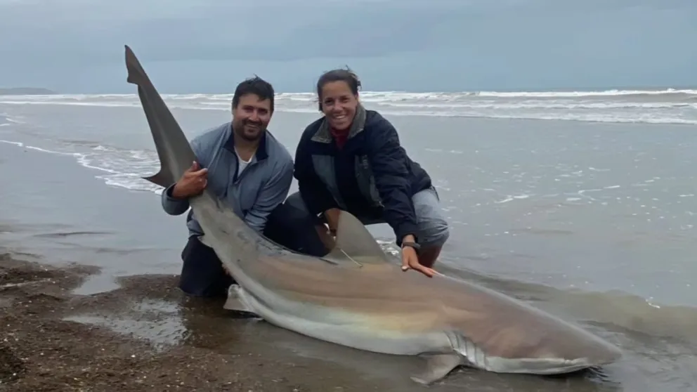 Lucrecia Díaz reconstruyó para NoticiasNet su experiencia junto a comunidades pesqueras de Bahía Blanca y destacó el cambio cultural. Fotos: Gentileza.