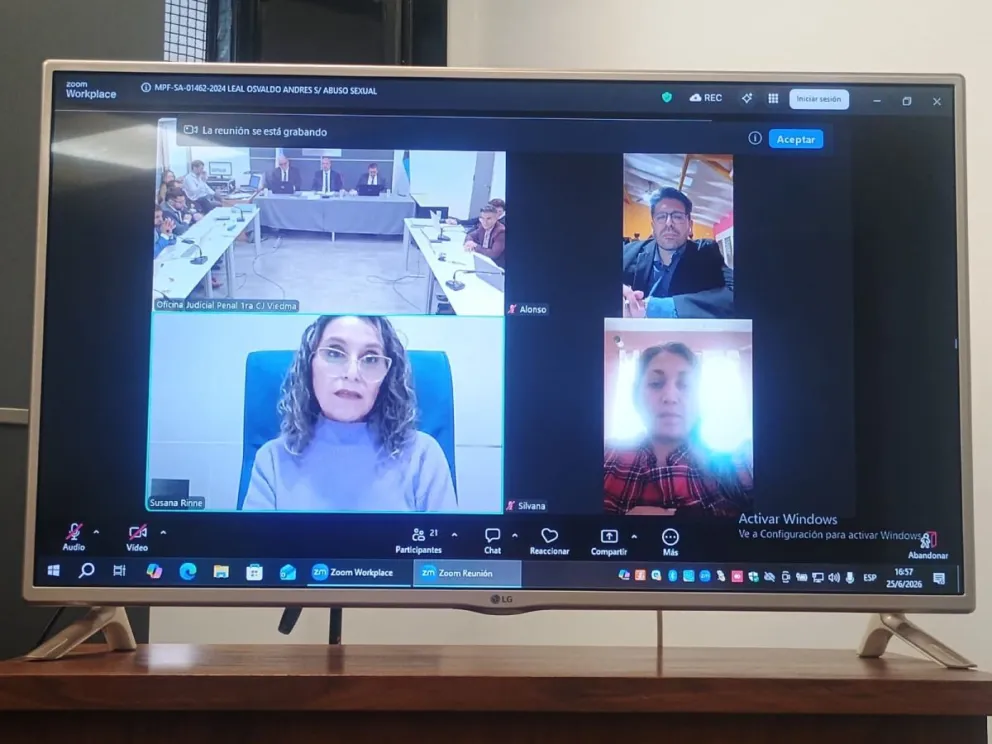 El relato de dos madres y el nacimiento de un chat vecinal abrieron interrogantes clave en las estrategias de la acusación y la defensa. Fotos: Vanesa Schwemmler.