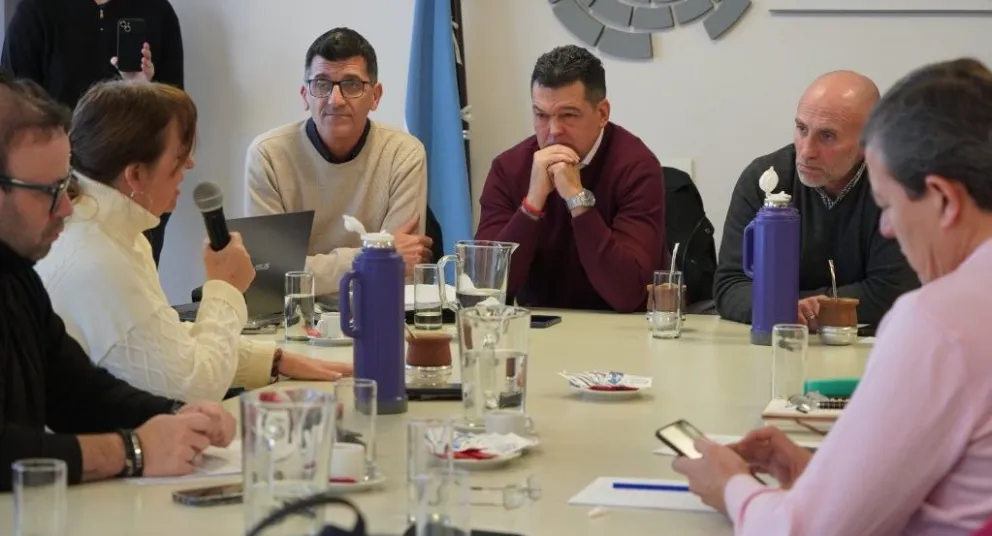 La comisión del Tren del Valle se reunió con funcionarios del Ejecutivo. Foto: gentileza 