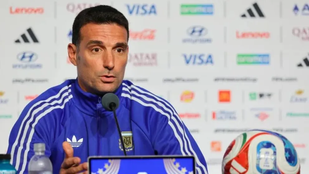 Lionel Scaloni durante la conferencia de prensa. 