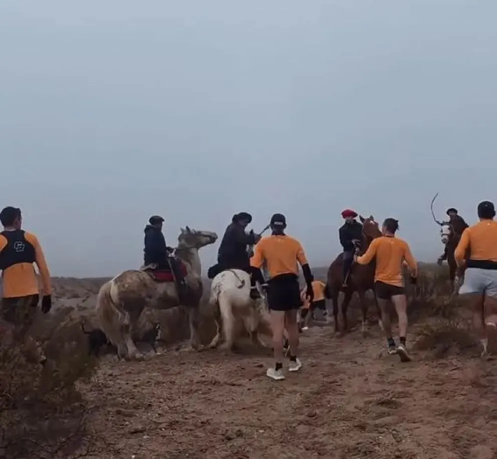 Participantes denunciaron que personas del lugar retiraron la señalización del circuito y protagonizaron agresiones durante la competencia. Foto cortesía
