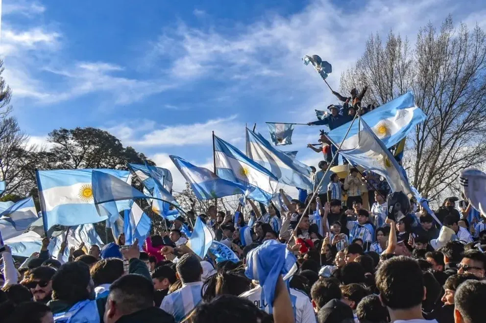 La Fuente Pucará es el epicentro de cada una de las celebraciones por el mundial. Foto: Vanesa Schwemmler para NoticiasNet.
