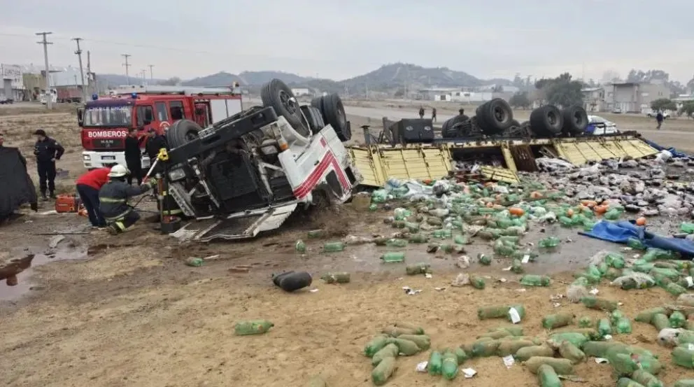 El siniestro fatal ocurrió en el acceso a la ciudad alrededor de las 11. Foto gentileza 7 en Punto.