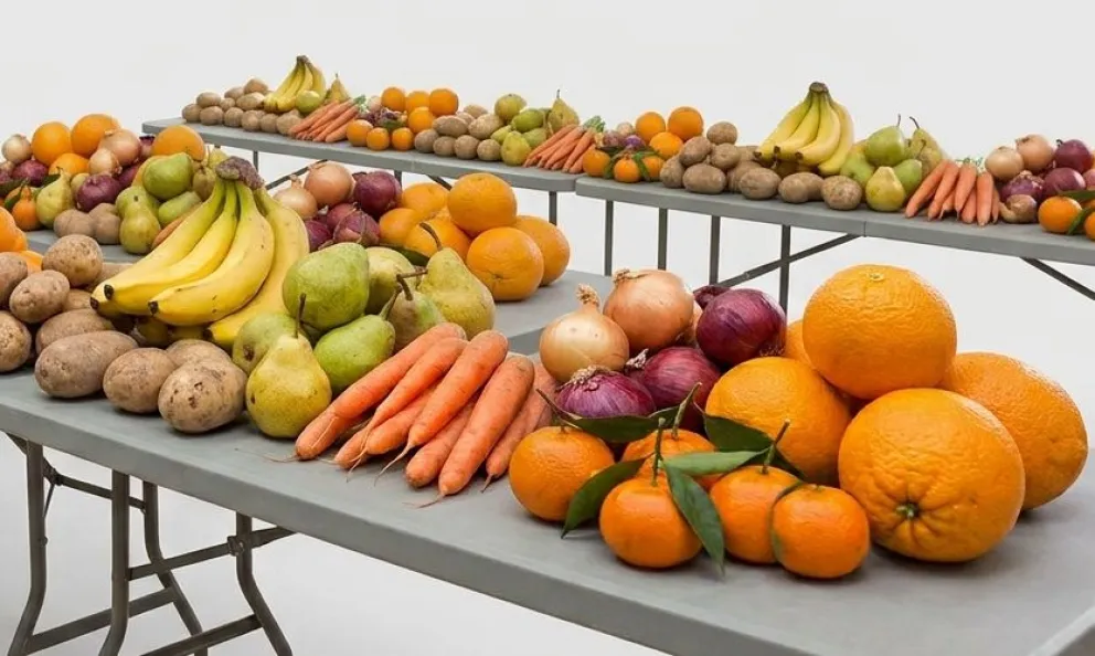 Las familias de la capital provincial accederán a productos frescos de la chacra sin intermediarios, combatiendo la inflación y respaldando la rentabilidad de los productores primarios. Foto: Gentileza.