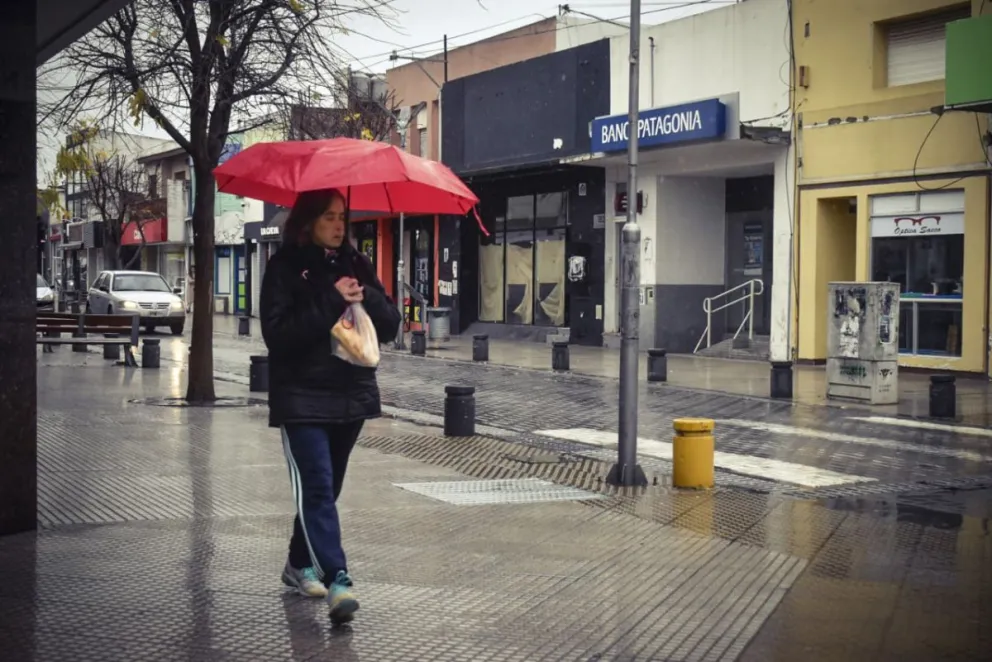 El Servicio Meteorológico Nacional emitió un alerta amarillo por tormentas para sectores muy próximos al casco urbano, aunque sin incluir a ambas ciudades. Foto: Archivo.
