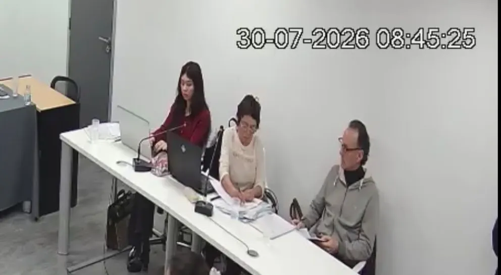Pablo Mario, docente de clown de Patagones, acusado por abusar de su ex pareja en forma continua. Podría recibir una pena de seis años de prisión efectiva. Foto captura. 