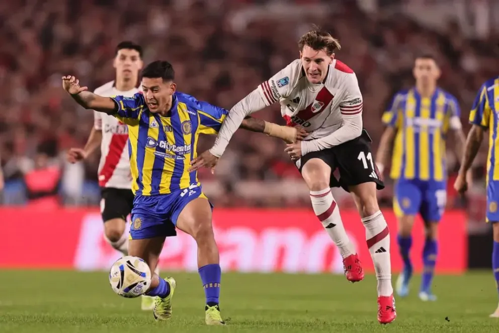 Partido por la tercera fecha del Torneo Clausura. 