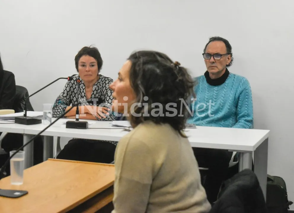 Mientras la acusación habla de un contexto que impidió decir "no", la defensa asegura que nunca existió delito. Fotos: NoticiasNet.