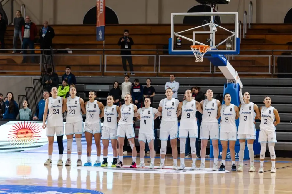 La rionegrina Sol Castro anotó su nombre en la Americup 2027. Fotos FIBA.