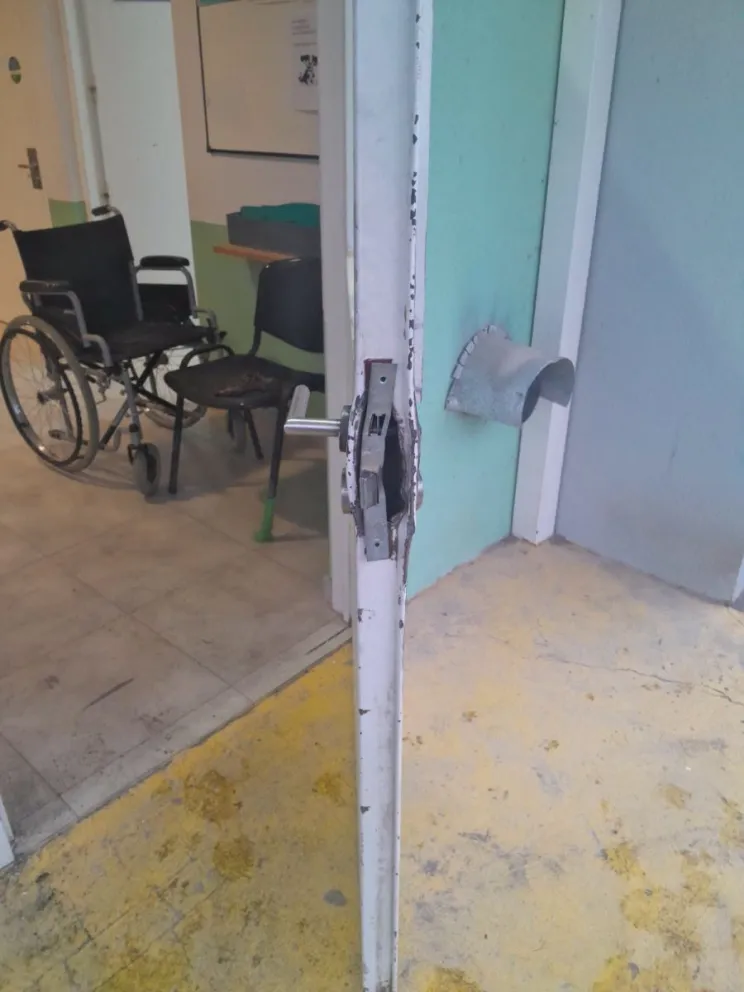 La atención fue suspendida durante toda la jornada por los daños ocasionados. Foto: Hospital Artemides Zatti de Viedma. 