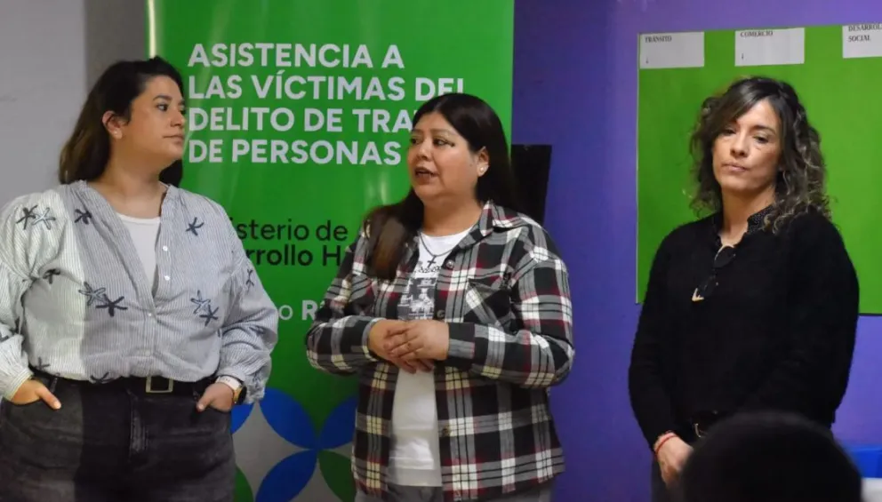 La propuesta busca que quienes desarrollan tareas en territorio puedan reconocer señales de alerta y sepan cómo canalizar una sospecha. Foto: Gobierno de Río Negro.