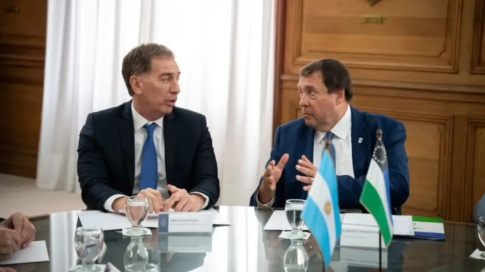 El Gobernador Alberto Weretilneck y jefe de Gabinete de Ministros, Diego Santilli. Foto: Gobierno de Río Negro