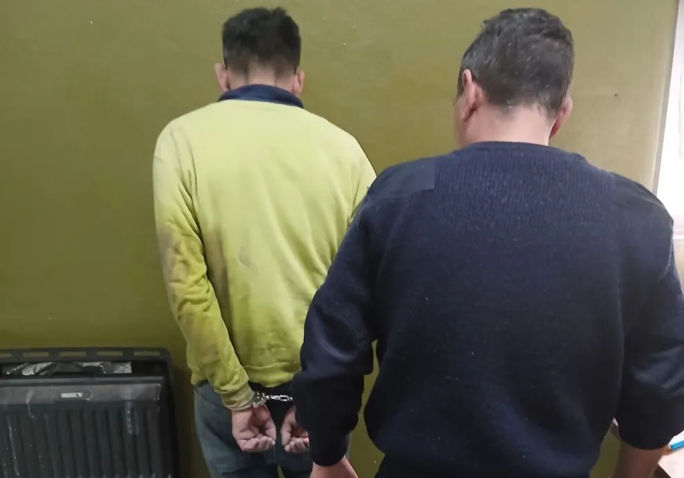 El sujeto quedó a disposición de la Justicia tras ser reducido por transeúntes -foto gentileza. 