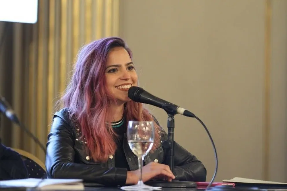 Magalí Tajes, comediante, escritora y psicóloga, formará parte del equipo de oradores que tendrá la segunda edición del TEDxViedma. 