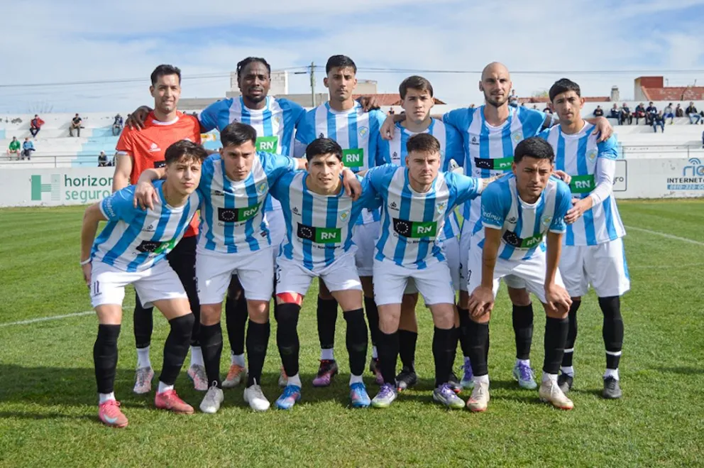 Con calculadora en mano y con la ilusión intacta, Sol afronta la recta final de la reválida. Foto: Emanuel Mirenghi. 