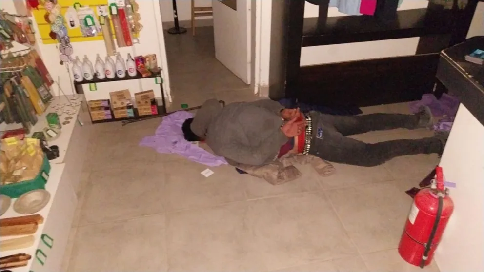 La rápida detección del ilícito impidió la fuga y dejó al sospechoso atrapado en el lugar de los hechos. Foto: Gentileza.