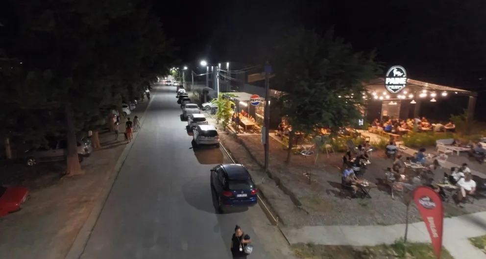 Calle Paseo de Los Olímpicos de Viedma, ahora será de una única vía de Balbín y hacia el río. 