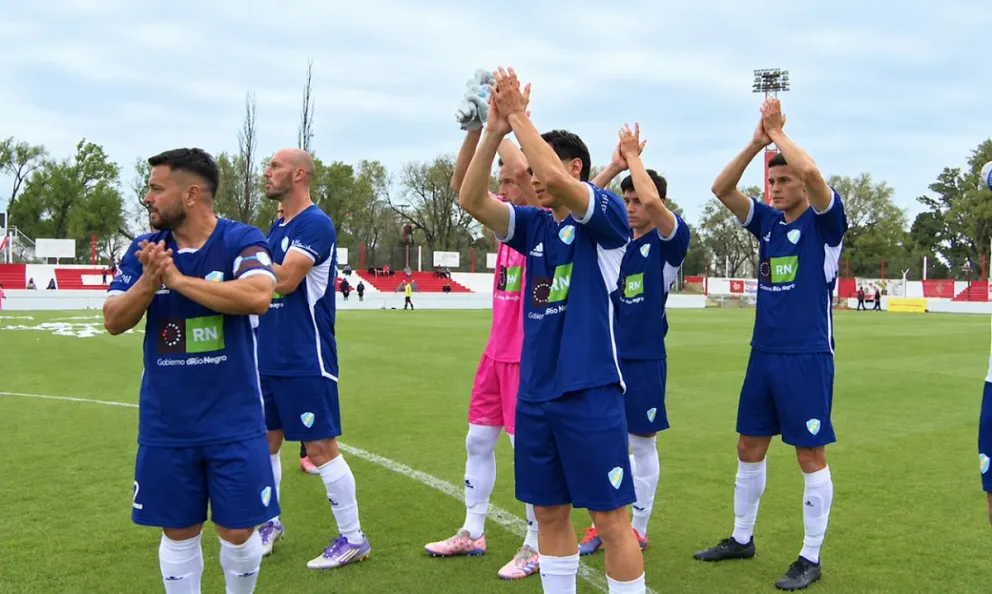 Resultado adverso para el elenco viedmense que no pudo sacar un punto en sus ultimos cinco partidos. Foto gentileza TV Pública Pampeana.