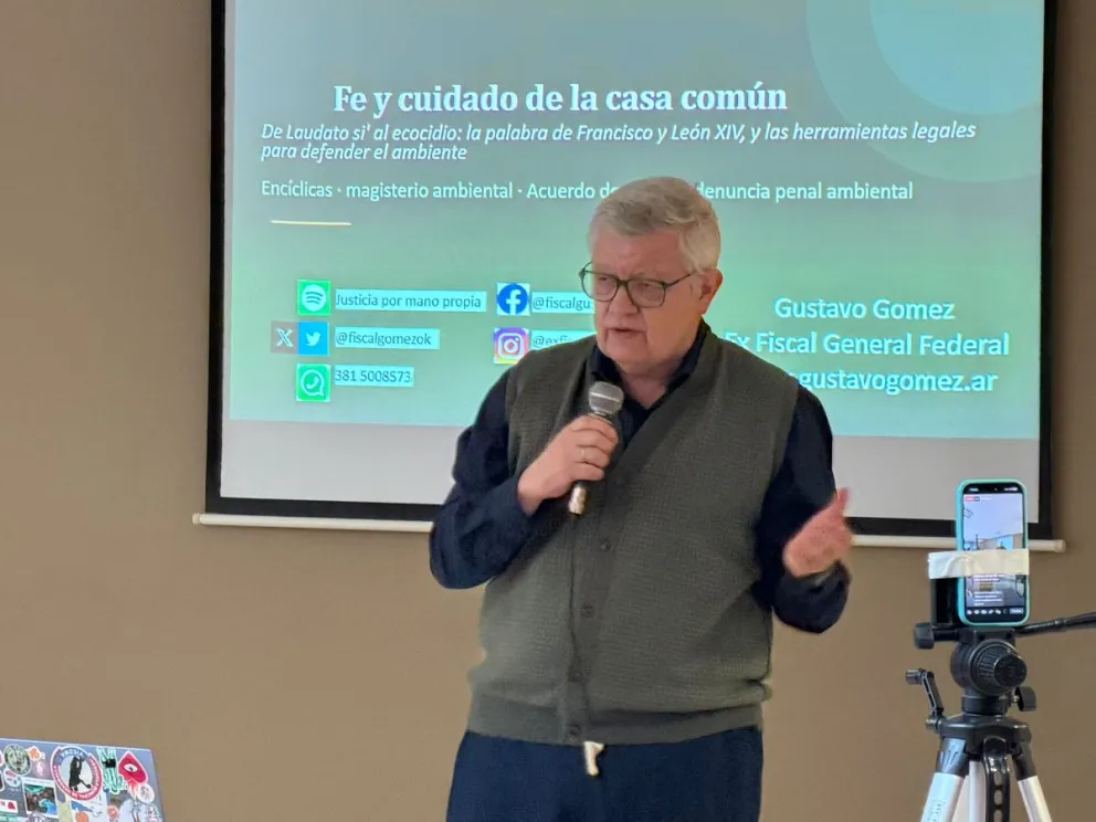 El exjuez y amigo del Papa Francisco, Antonio Gustavo Gómez, estuvo en el Concejo Deliberante. Foto: gentileza 