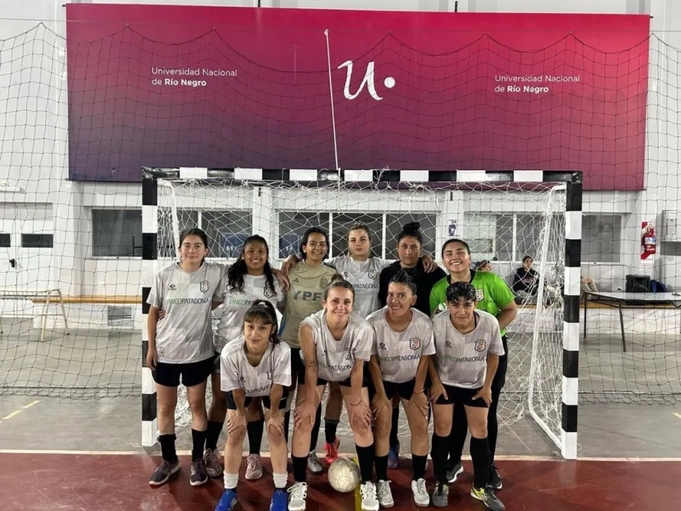 Jugadoras de Santo Balance, uno de los equipos animadores del torneo. Foto gentileza. 