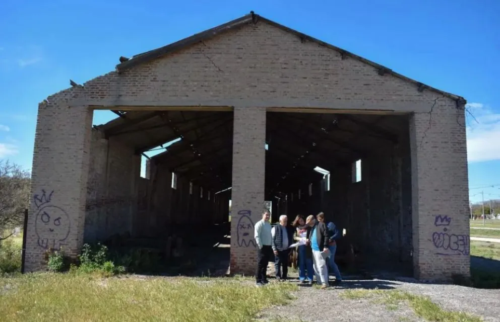 De cara a los 200 años de la Gesta Histórica, el intendente maragato detalló la puesta en valor del predio ferroviario. Foto: Gentileza. 