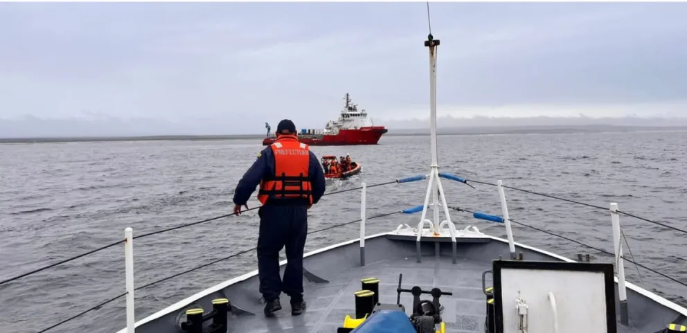 Se hicieron análisis en el mar y las inspecciones visuales dieron resultado negativo. 