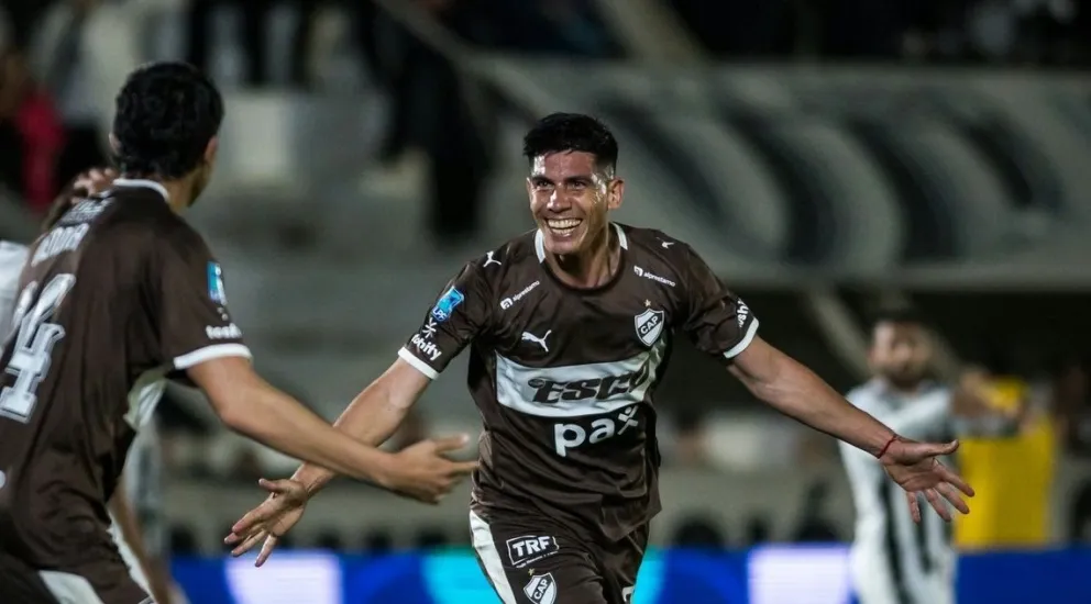Bruno Sepúlveda se vistió de héroe y Platense cortó una racha negativa, tras ganar sobre la hora en Mendoza. Foto Web. 
